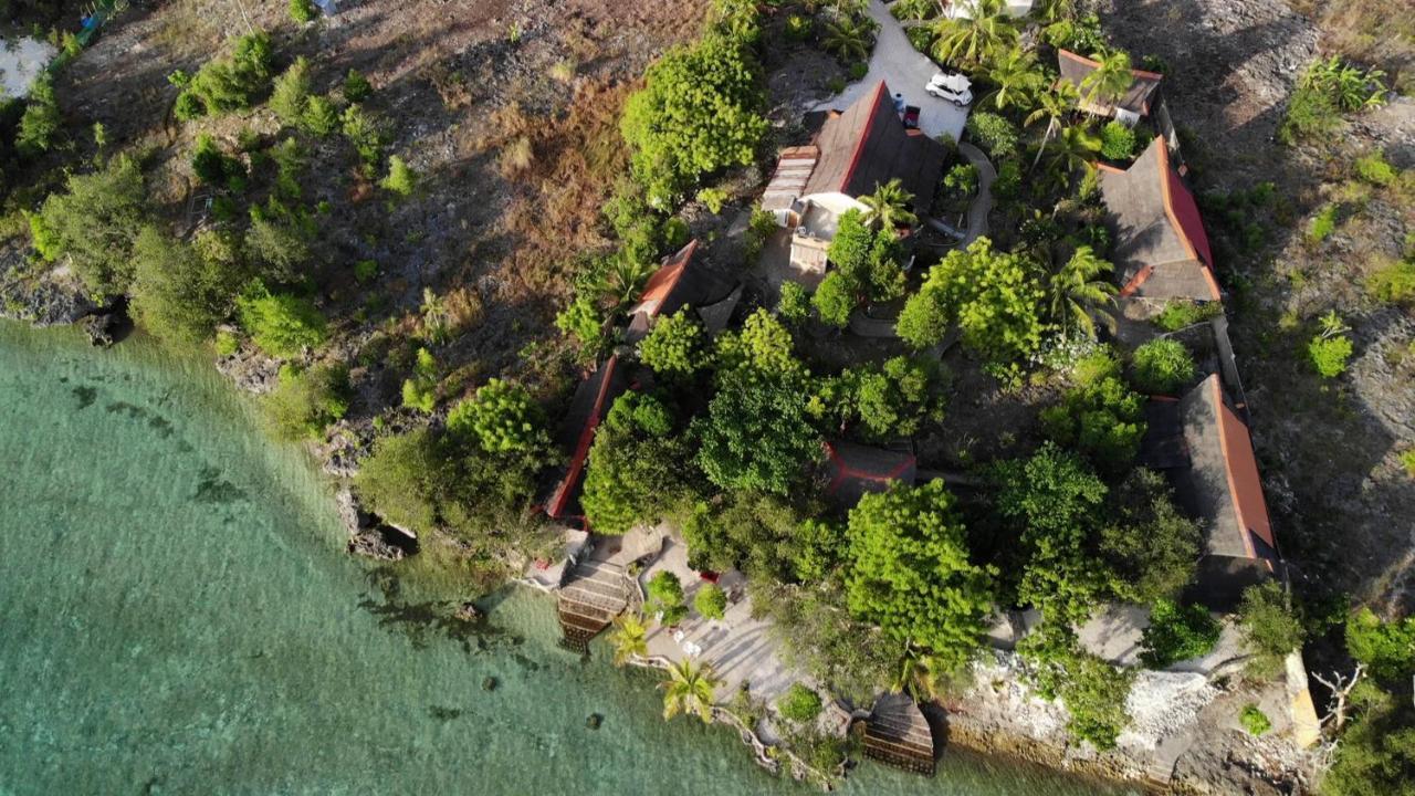 Moalboal T Breeze Coastal Resort Exterior photo