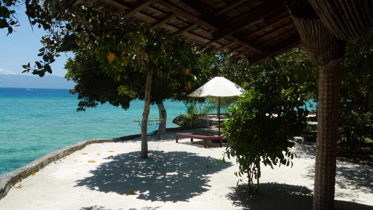 Moalboal T Breeze Coastal Resort Exterior photo