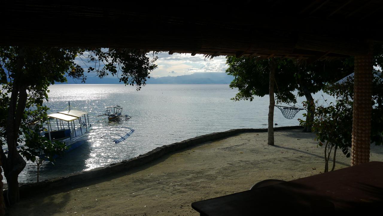 Moalboal T Breeze Coastal Resort Exterior photo